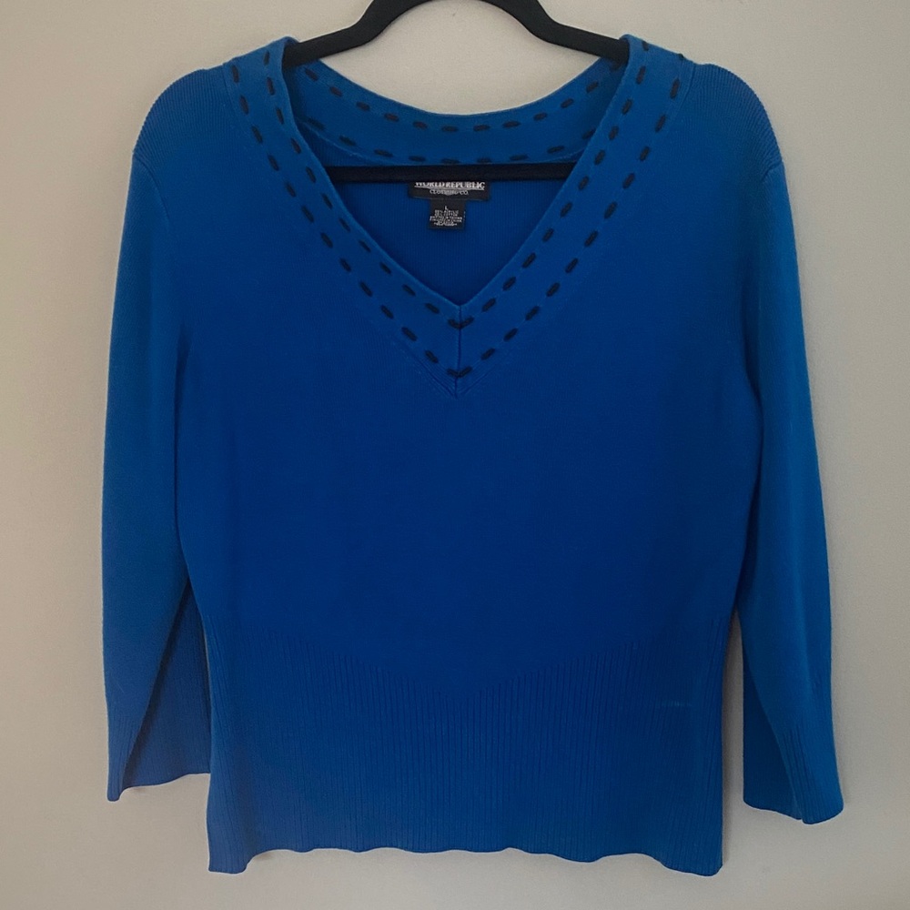 Chic Blue V-Neck Sweater by [Brand]